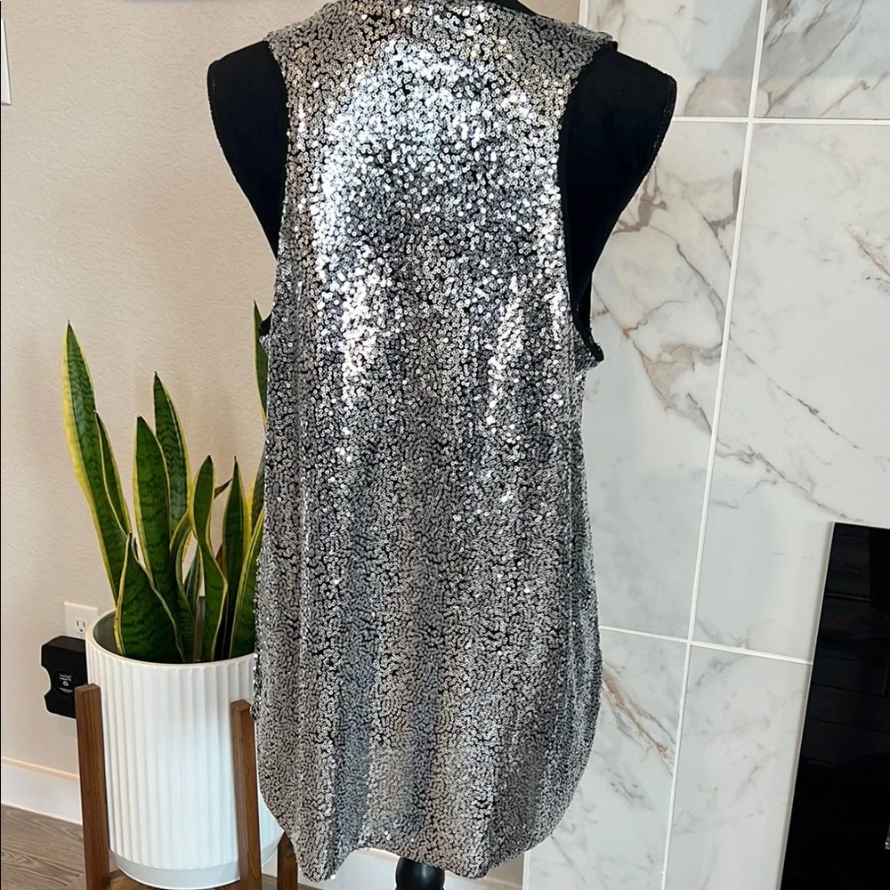 Silver Sequin Sleeveless Tank - Picture 5 of 7